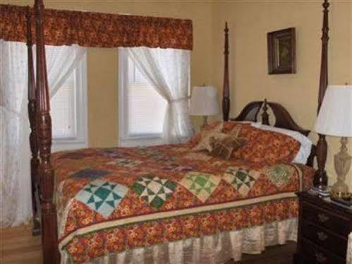 Lucy'S Place Bayfield Room photo